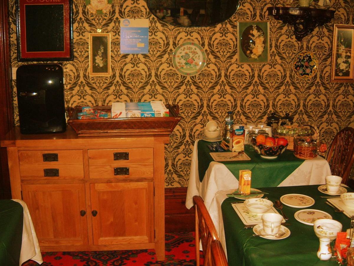 Manor House B And B Larne Bagian luar foto